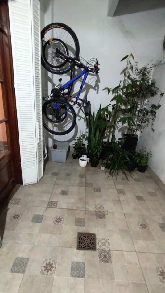 PH de 2amb al frente con patio