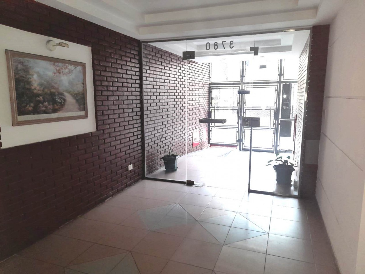 Departamento de 2 amb  con Balcon y Cochera fija