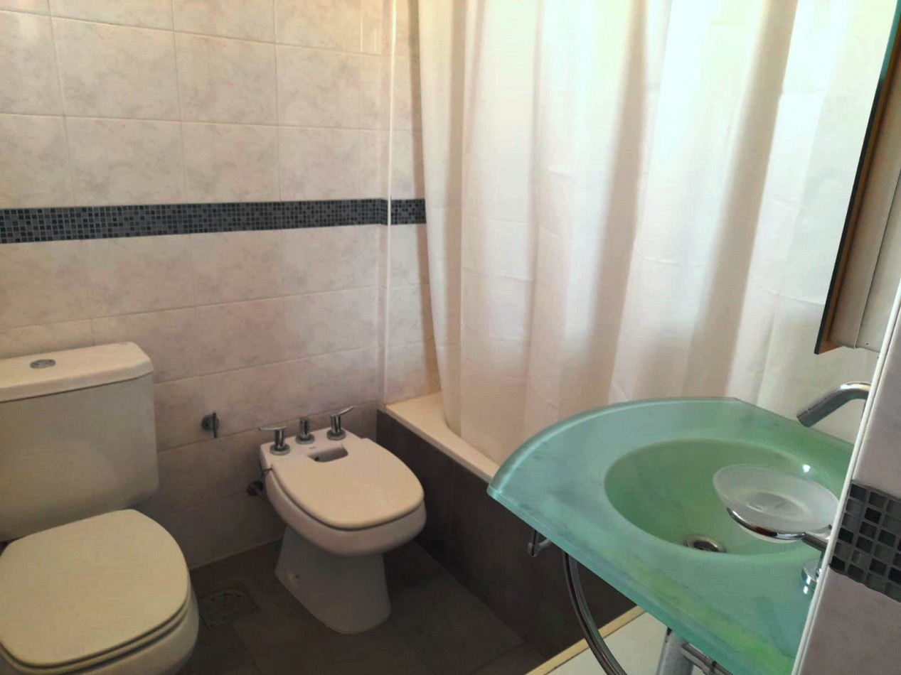 Departamento de 2 amb  con Balcon y Cochera fija