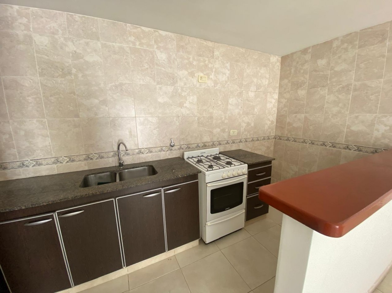 DEPARTAMENTO 2AMB  MONTE CASTRO