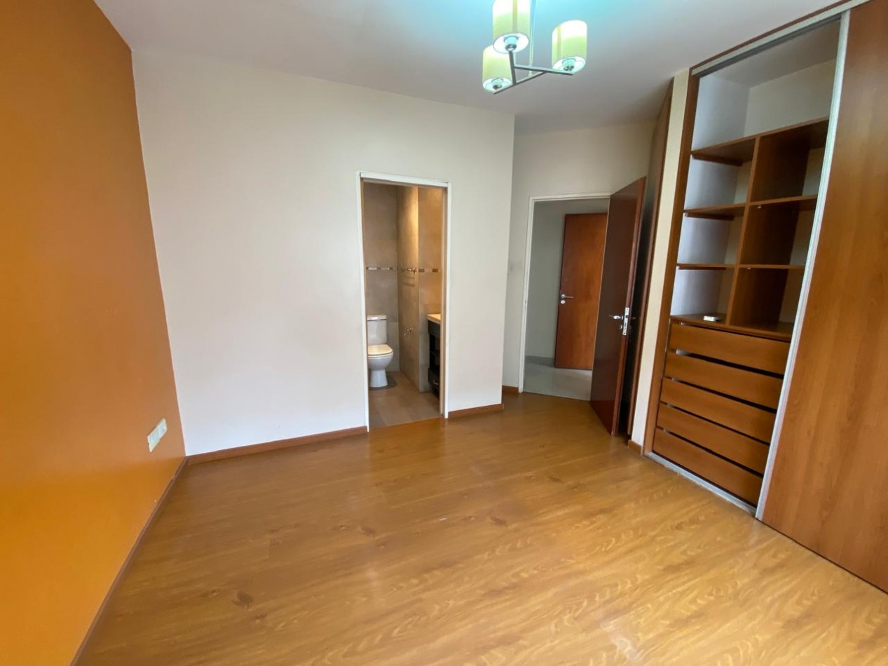 Casa 3 Amb  Villa Devoto "RESERVADA"