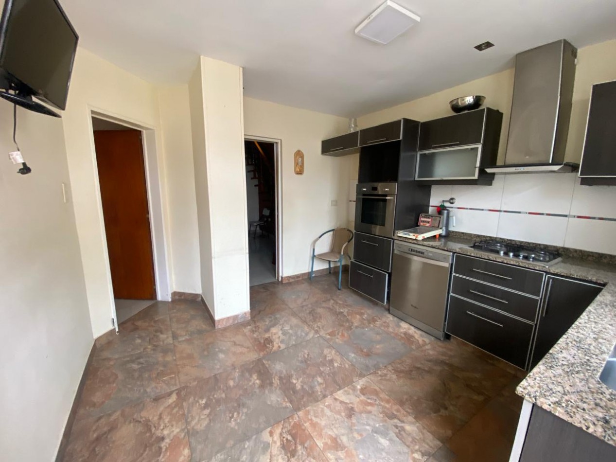 Casa 3 Amb  Villa Devoto "RESERVADA"