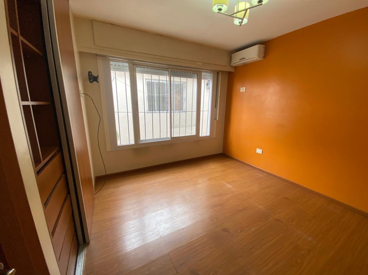 Casa 3 Amb  Villa Devoto "RESERVADA"