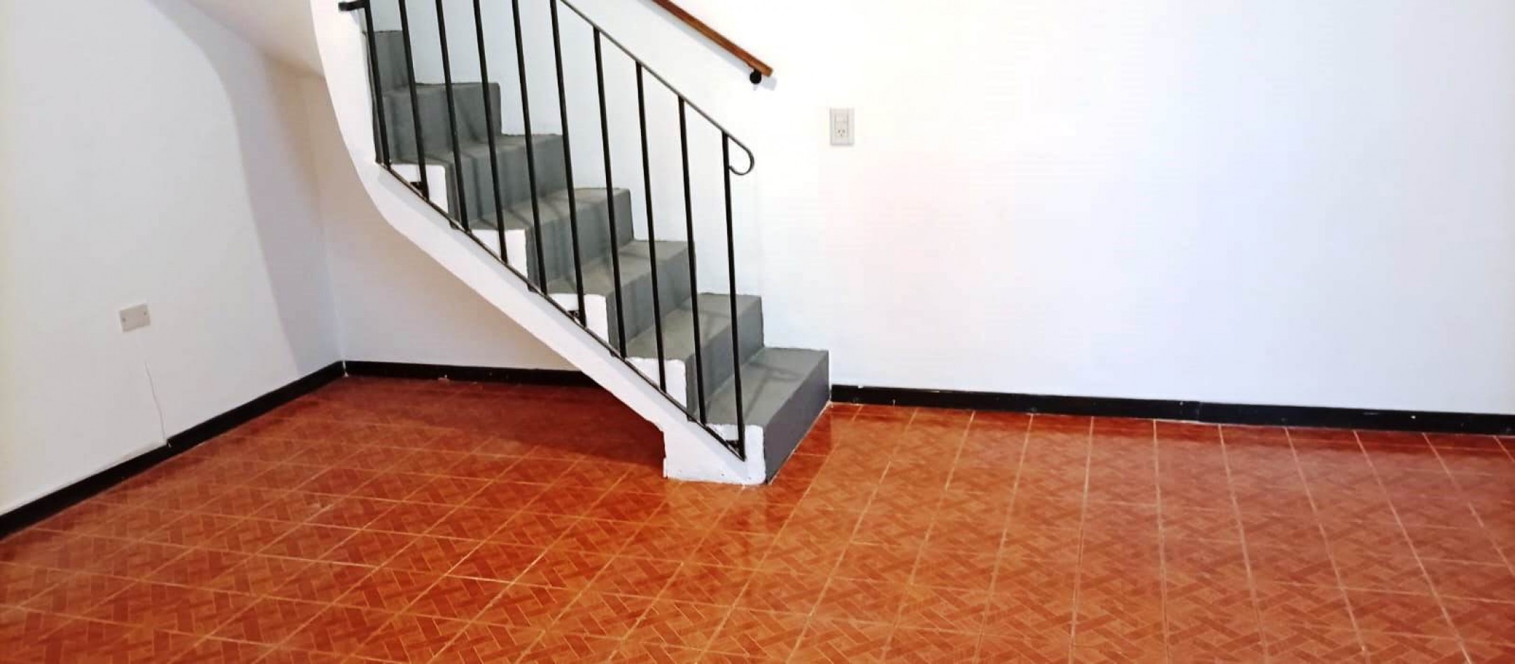 PH 2 AMB CON ESCRITORIO Y TERRAZA