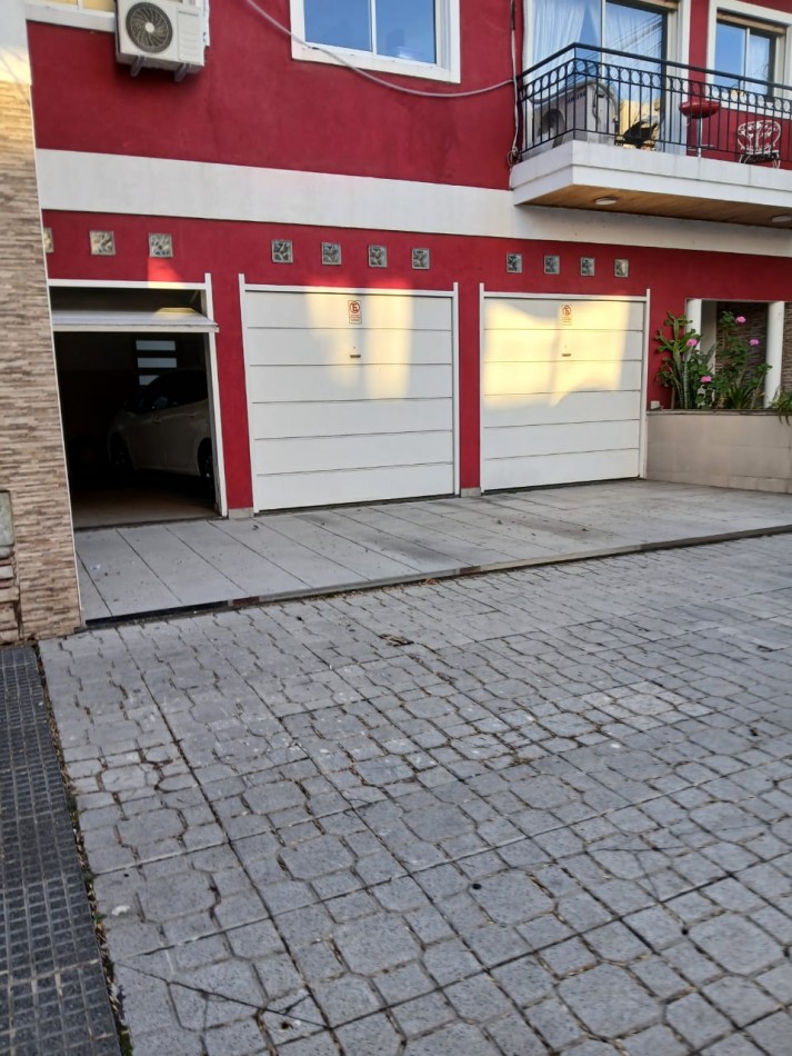 Garage   Monte Castro