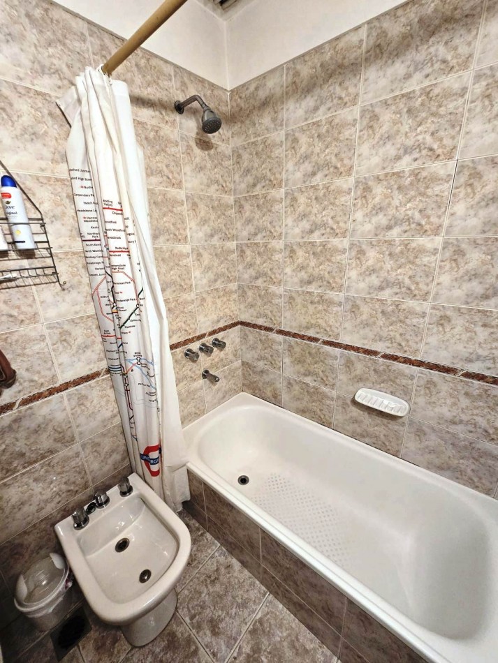 DEPARTAMENTO 2 AMBIENTES AL FRENTE CON BALCON