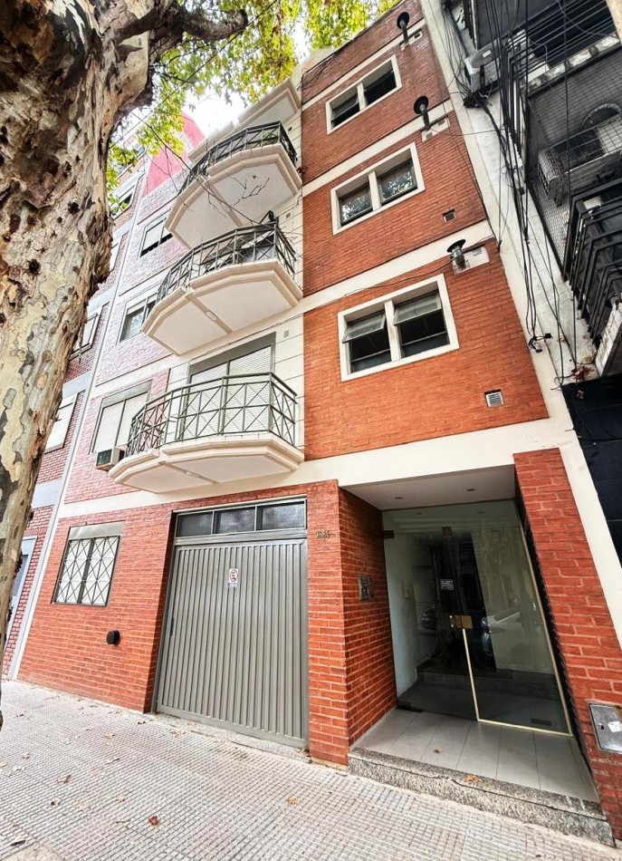 DEPARTAMENTO 2 AMBIENTES AL FRENTE CON BALCON