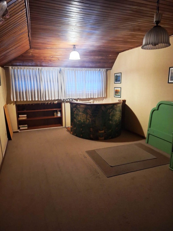 CASA EN VENTA 4 AMBIENTES VILLA DEVOTO