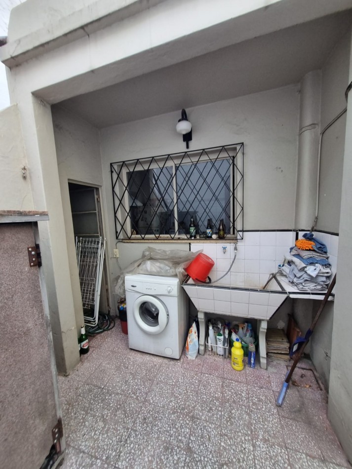 CASA 3 AMBIENTES CON LOCAL VILLA DEVOTO