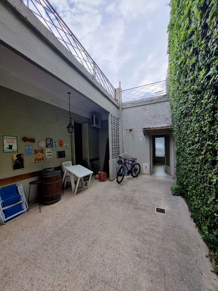CASA 3 AMBIENTES CON LOCAL VILLA DEVOTO