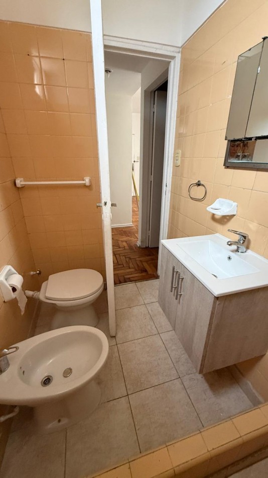 DEPARTAMENTO 2 AMB  ALQUILER MONTE CASTRO 