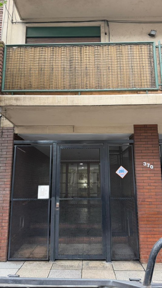 DEPARTAMENTO 2 AMBIENTES EN VENTA FLORES 