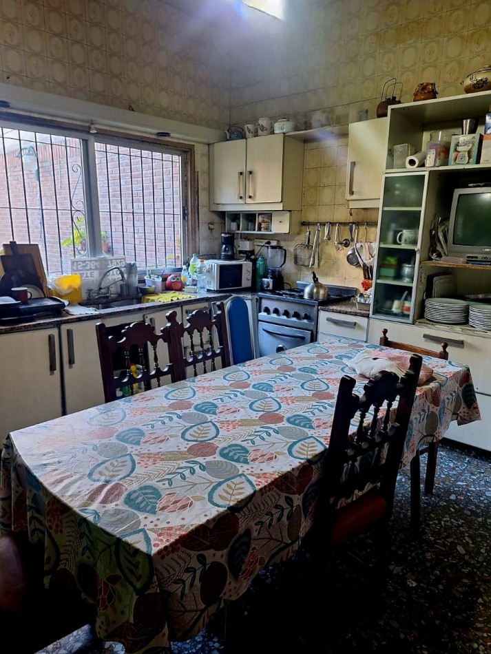 CASA 6 AMBIENTES EN VENTA VILLA DEVOTO