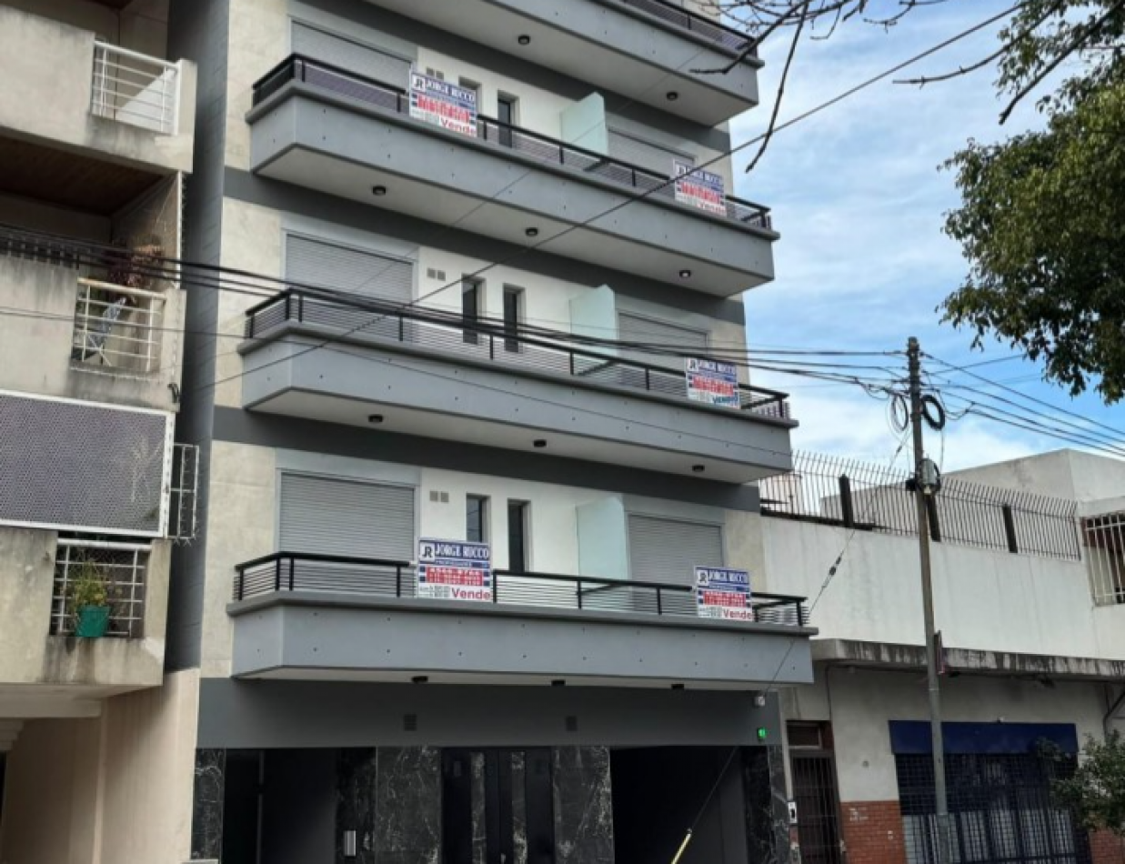 DEPARTAMENTO 2 AMBIENTES CON BALCON Y PATIO A ESTRENAR "VILLA DEL PARQUE"