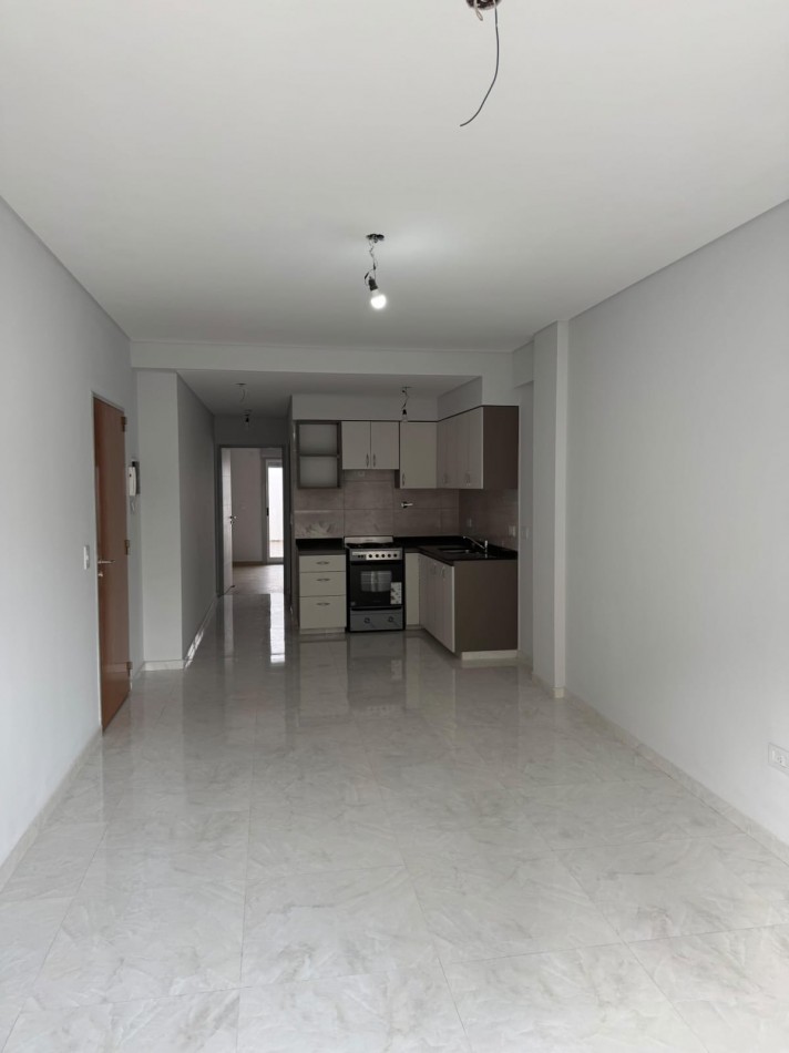 DEPARTAMENTO 2 AMBIENTES CON BALCON Y PATIO A ESTRENAR "VILLA DEL PARQUE"