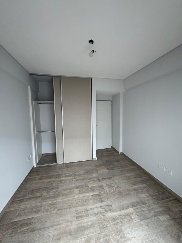 DEPARTAMENTO 2 AMBIENTES CON BALCON Y PATIO A ESTRENAR "VILLA DEL PARQUE"