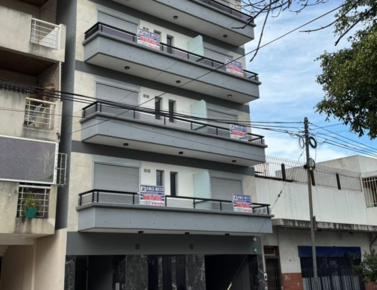 DEPARTAMENTO 3 AMBIENTES CON BALCON Y VESTIDOR A ESTRENAR "VILLA DEL PARQUE" (RESERVADO)