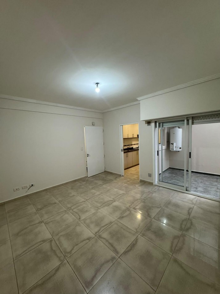 PH 2 AMBIENTES CON PATIO EN ALQUILER VILLA REAL