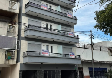 DEPARTAMENTO 2 AMBIENTES CON BALCON Y PATIO A ESTRENAR "VILLA DEL PARQUE"